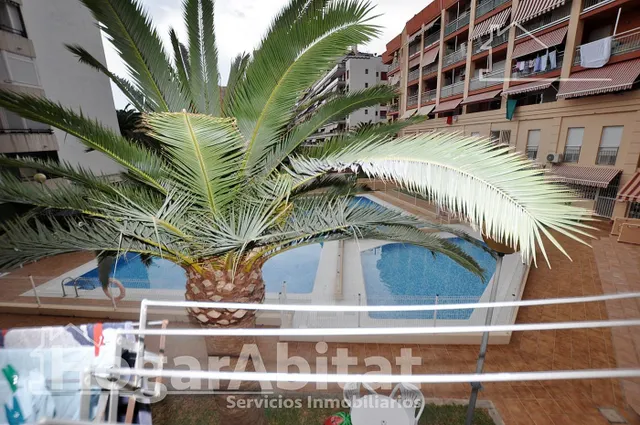 REFORMADO CON PISCINA JUNTO A LA PLAYA — 23