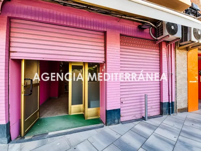 LOCAL EN VENTA FRENTE AL MERCADO DEL CABAÑAL, VALENCIA - foto 2