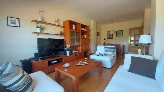 Piso 4 habitaciones 110m² en alquiler - El Cónsul-El Romeral — 3