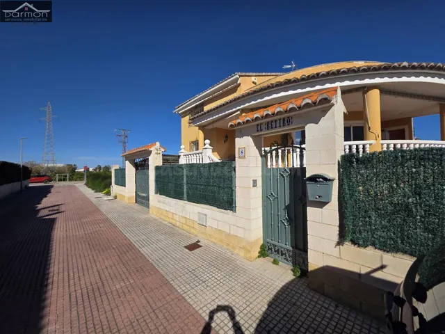 Chalet Independiente en Daimús — 4