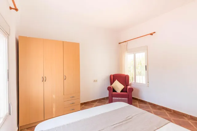 Finca rústica 4.180m2 de parcela con casa y piscina en las peñas (Fortuna) — 27
