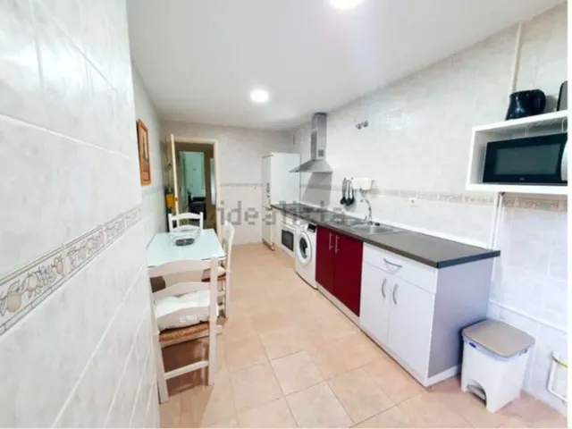 Habitación 3 habitaciones 85m² en alquiler - Teatinos — 5