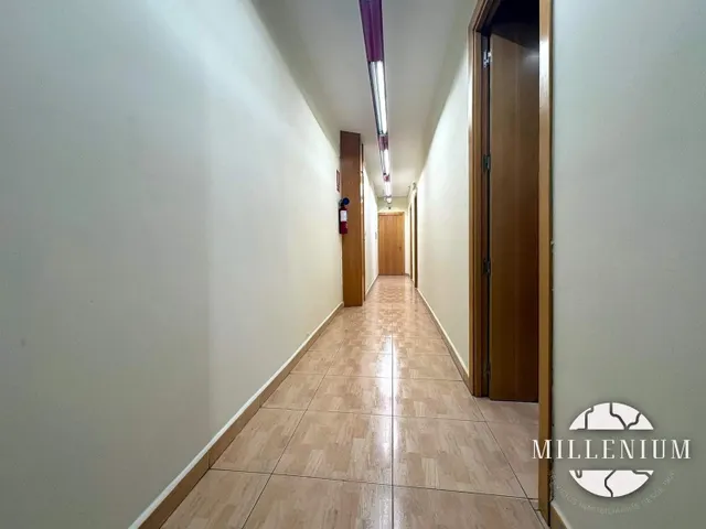 Nave industrial 310m² en venta - Barrio de la Estación — 20