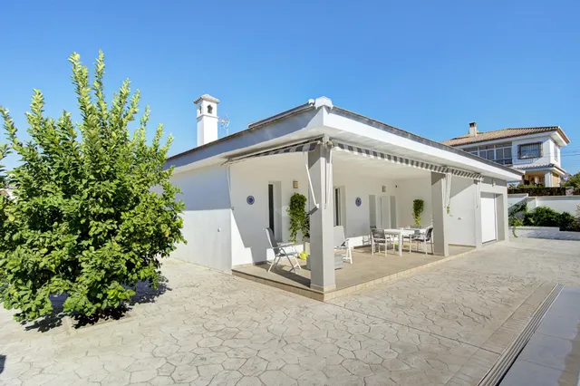 EXCLUSIVO CHALET INDEPENDIENTE DE UNA SOLA PLANTA EN EL VENTORRILLO – CÚLLAR VEGA — 11