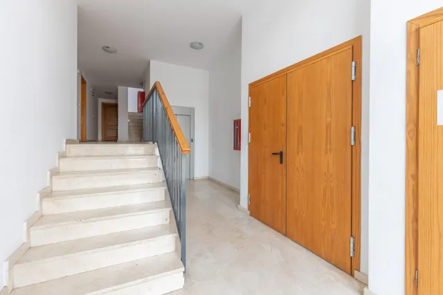 ¡¡¡amplio piso de 3 dormitorios, 2 baños, cochera y trastero, por solo 179.900 €!!! — 27