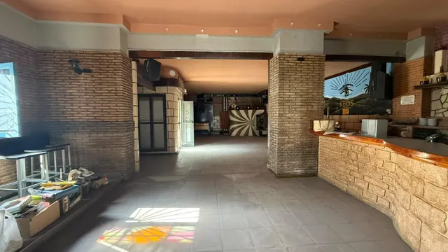Amplio Local Comercial en el Corazón de Torreaguera por €99,900 — 10