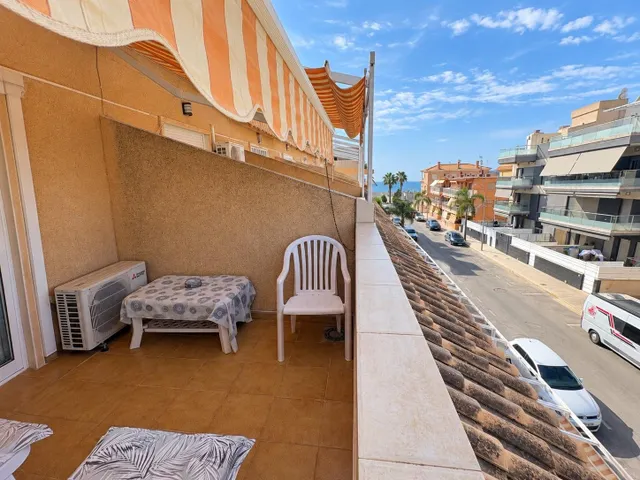 Adosado con garaje en venta a pocos minutos de la playa en Santa Pola — 28