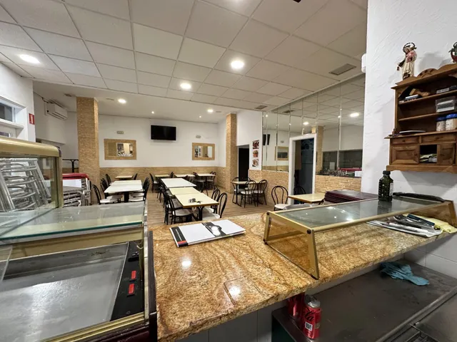 Oportunidad Única: Local Comercial Totalmente Acondicionado en San Pedro del Pinatar (Murcia) — 8