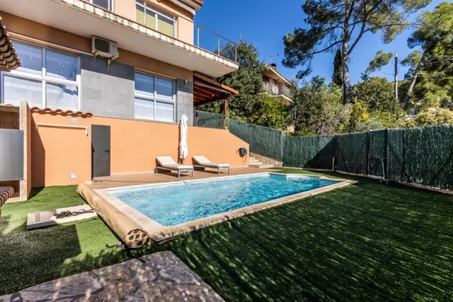 Espectacular Casa en Castellar del Vallès — 19