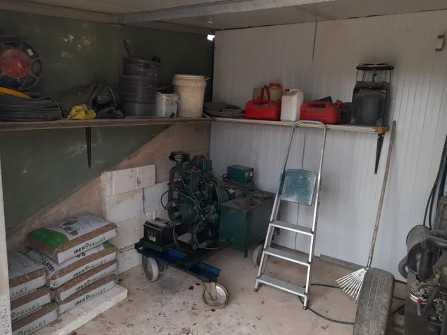 OPORTUNIDAD CASA RUSTICA EN FINCA DE 0,7 HAS.CON VIVIENDA EN SU INTERIOR, PISCINA Y ALMACENES EN MORA LA NOVA — 30