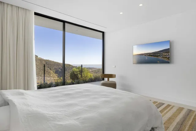 Villa 6 habitaciones 480m² en alquiler - Costa del Sol — 32