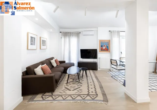 ✨ EXCLUSIVA VIVIENDA REFORMADA EN PLAZA MARIANA PINEDA — 7