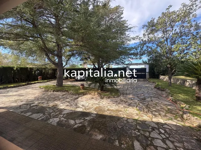 ESPECTACULAR CHALET A LA VENTA EN BARCHETA — 34