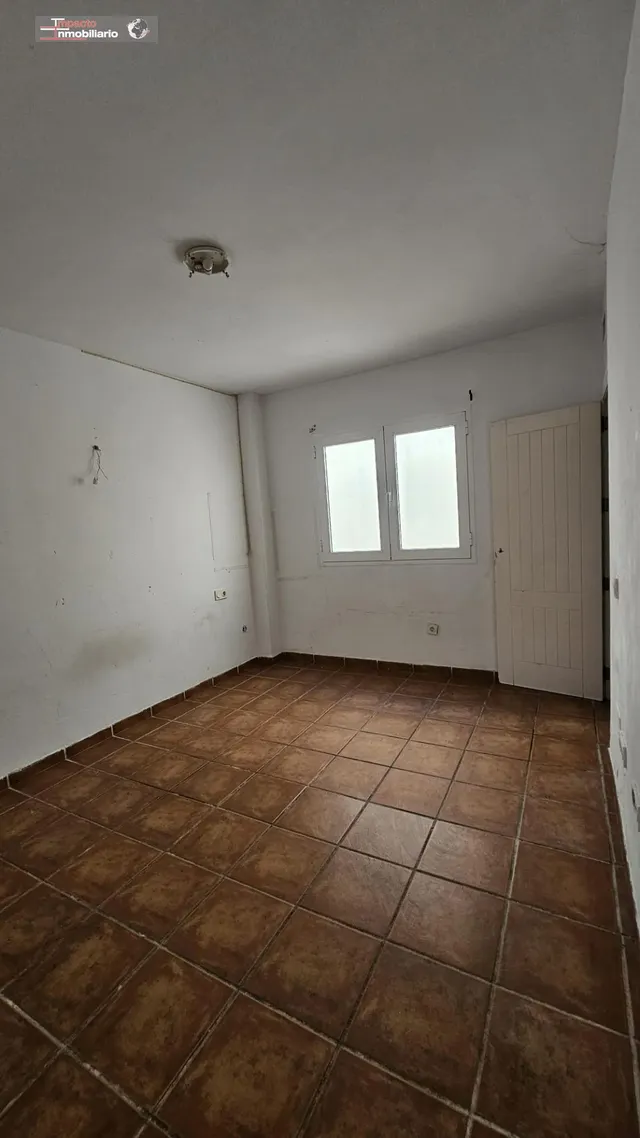 Amplio Piso en Mojácar con Potencial para Reformar - €199,000 — 22