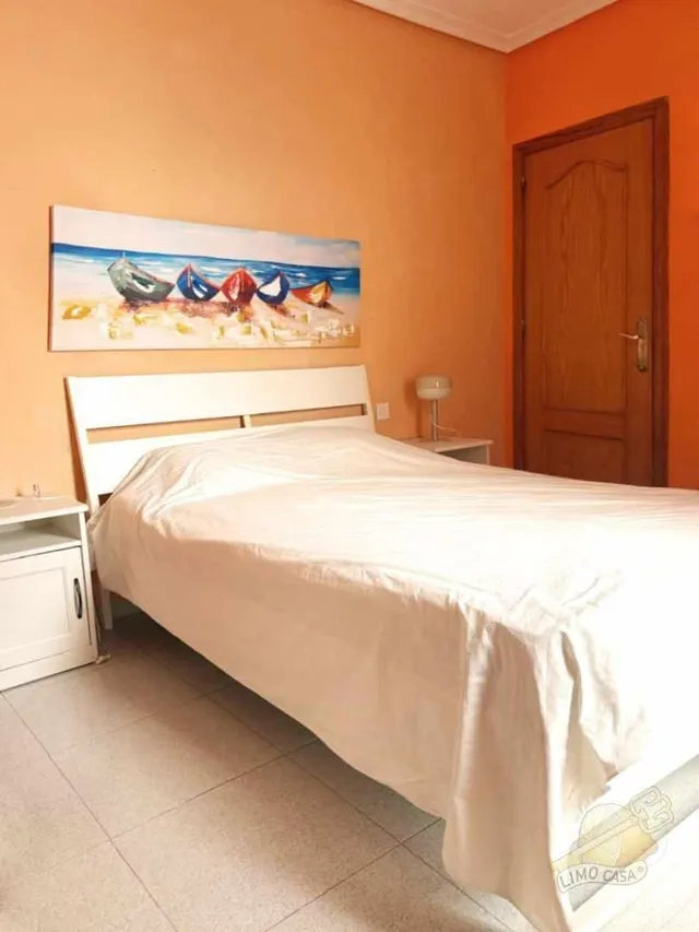 A 50 METROS DE PLAYA DEL CURA 3 HABS  180.000€ — 9