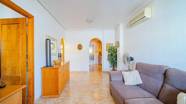 GRAN APARTAMENTO EN ORIHUELA: 2 HAB, 1 BAÑO - foto 5