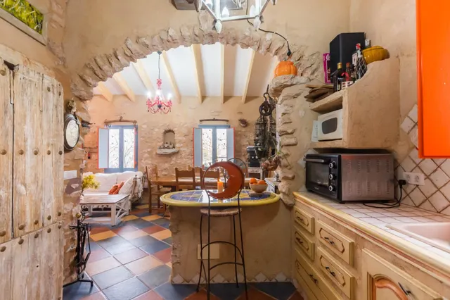 Se vende chalet único - Un rincón dónde habita el arte — 26