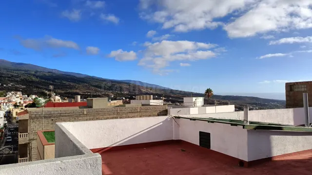 Edificio reformado de 2 pisos en Granadilla Casco – Ideal In - foto 2