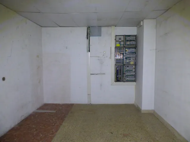 Local comercial esquinero en la zona de Poble Nou — 6