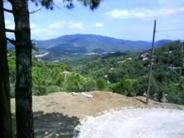 Terreno urbanizable 300m² en venta - Serra Brava