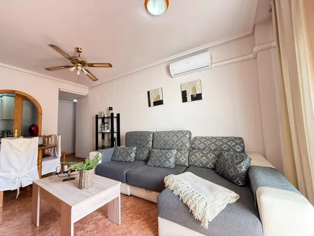 Apartamento de 2 dormitorios con orientación sur y garaje a 650 metros de playa del cura!!!!! — 9