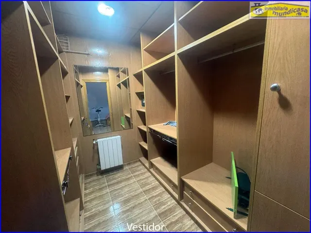 Amplia Casa en el Centro de Santomera - Oportunidad Única por €320,000 — 13