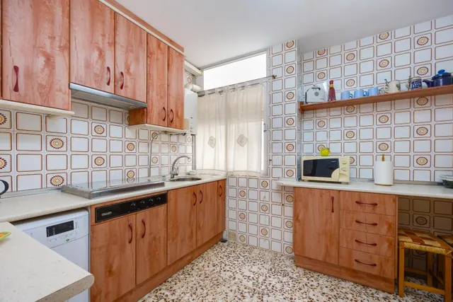 Piso de tres dormitorios a escasos 200 metros de la playa del cura — 4