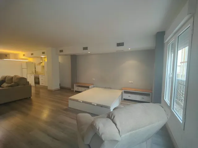 SE ALQUILA PRECIOSA OFICINA TIPO LOFT REFORMADA CON COCINA EN PLAZA SÉNECA - ALICANTE — 11