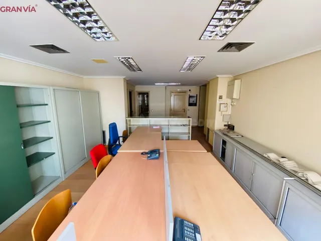 Oficina en venta en Logroño - foto 3