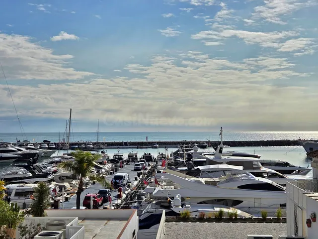 Estudio 75m² en venta - Marbella