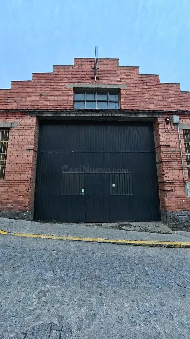 VENTA DE NAVE INDUSTRIAL PARA DESARROLLAR PROYECTO RESIDENCI - foto 2