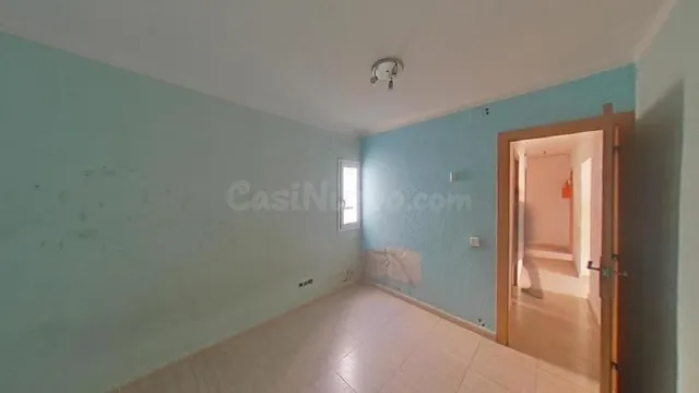 (OCUPADO) PISO EN VENTA EN CALLE JUAN XXIII DE CUBELLES - BA - foto 4