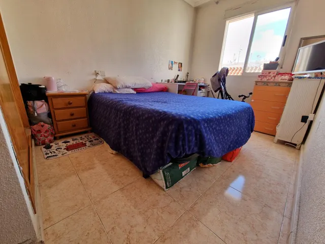 Apartamento soleado 2 dormitorios con piscina — 3