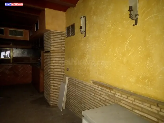 Se vende céntrico hostal-mesón - foto 4