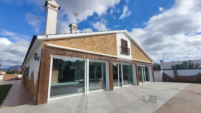 Chalet independiente en una sola planta - rio park (mutxamiel) — 11