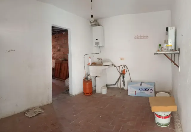 CASA FAMILIAR EN FINES ( ALMERÍA) DE 7 habitaciones. — 35