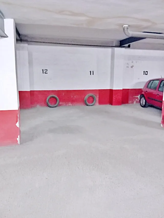 PLAZA DE GARAJE — 2