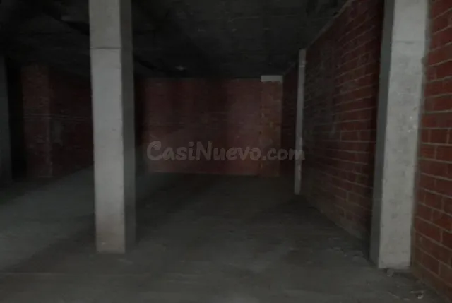 Local comercial 271m² en venta - Ciutat del Transport-La Sal - foto 3