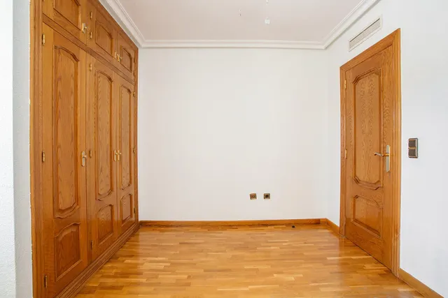 Oportunidad villa de lujo con mas de 500m2 de vivienda — 33