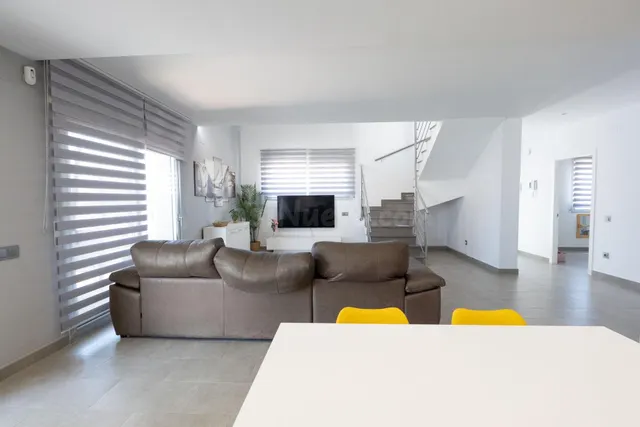 Casa unifamiliar moderna con gran espacio exterior en Sant J - foto 4