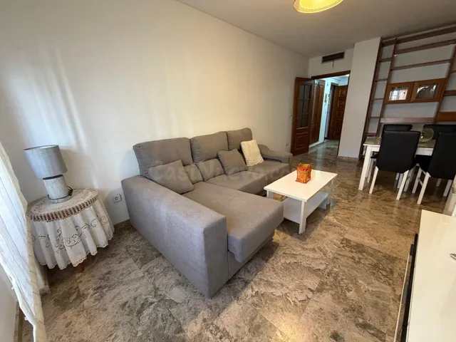 Magnífico piso de 2 dormitorios con ascensor y trastero en A - foto 4