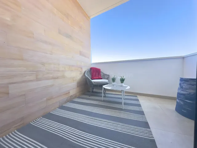 Apartamentos con 3 dormitorios y 2 baños en villamartin (orihuela costa) — 50