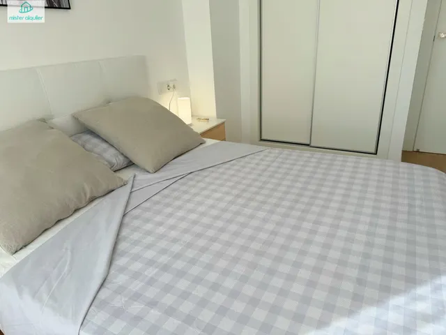CONFORT Y TRANQUILIDAD JUNTO AL MAR EN EL CAMPELLO: APARTAMENTO PERFECTO PARA ESTANCIAS PROLONGADAS — 37