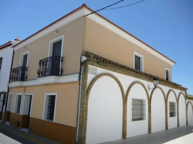 Ventad de Casa en Gibraleón, Huelva. Activo Sin Posesión / Alquilado, No se Puede Visitar.