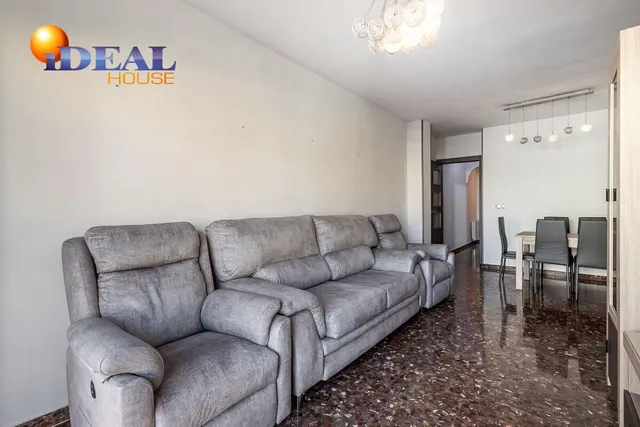 PISO CON GARAJE EN ALBOLOTE — 7