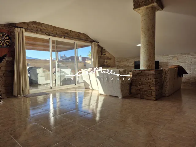 ÁTICO EN CENTRO DE ALTEA CON GRAN TERRAZA - foto 2