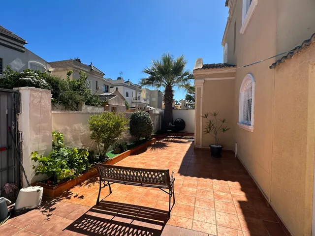 Villa 3 habitaciones 86m² en venta - Parque las naciones — 32