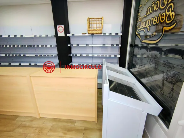 Oportunidad, Tienda de alimentación nueva. — 3