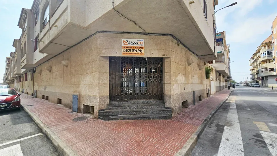 Local comercial 190m² en venta - Acequion