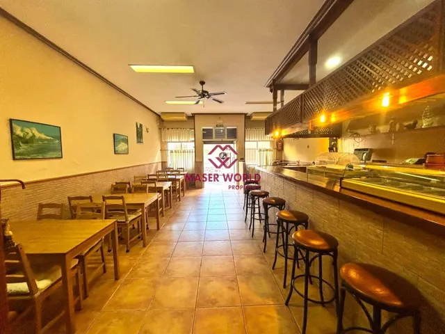 Local con gran potencial junto al paseo marítimo: bar en ven